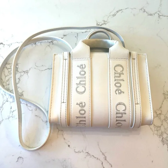 Chloe’ Mini Leather Woody Tote in White - Picture 6 of 12